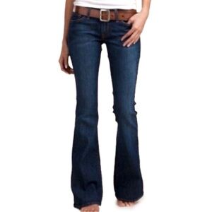 Lucky Brand Dungarees vintage low rise flare jeans size 6 28 waist